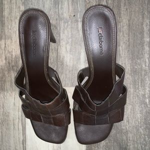Liz Claiborne slip on heel